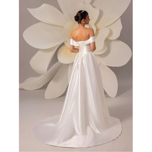 Wedding Dress Luxury Simple Wedding gown White Off Shoulder Wedding Gown NWT - Picture 3 of 10